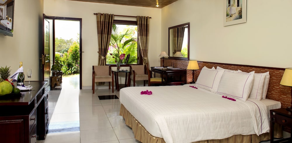 vietstar resort and spa