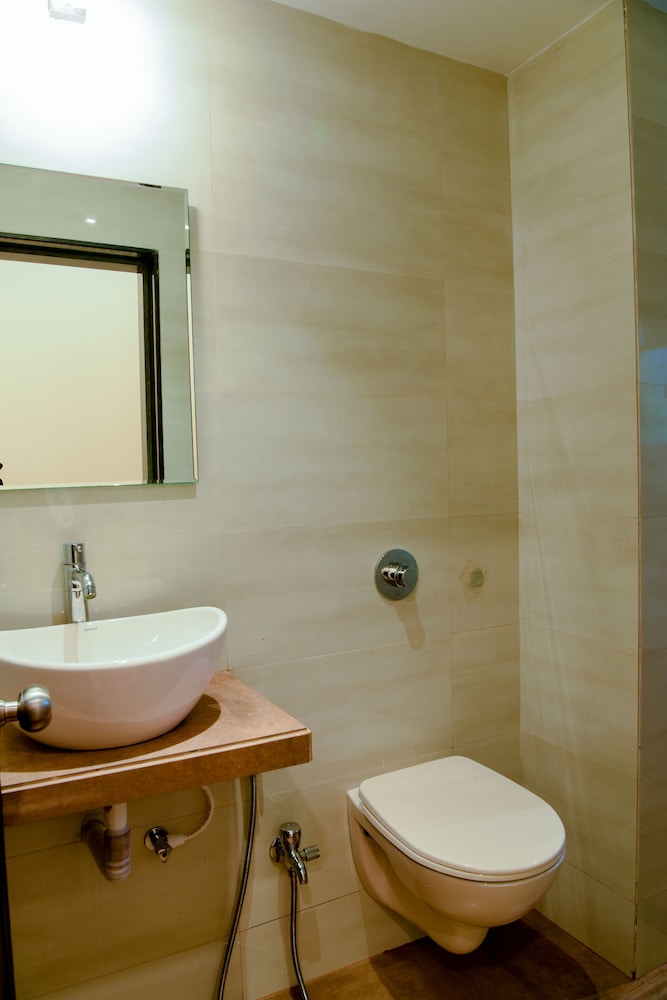 malvans aishwarya hotel