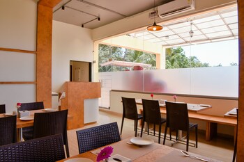 malvans aishwarya hotel