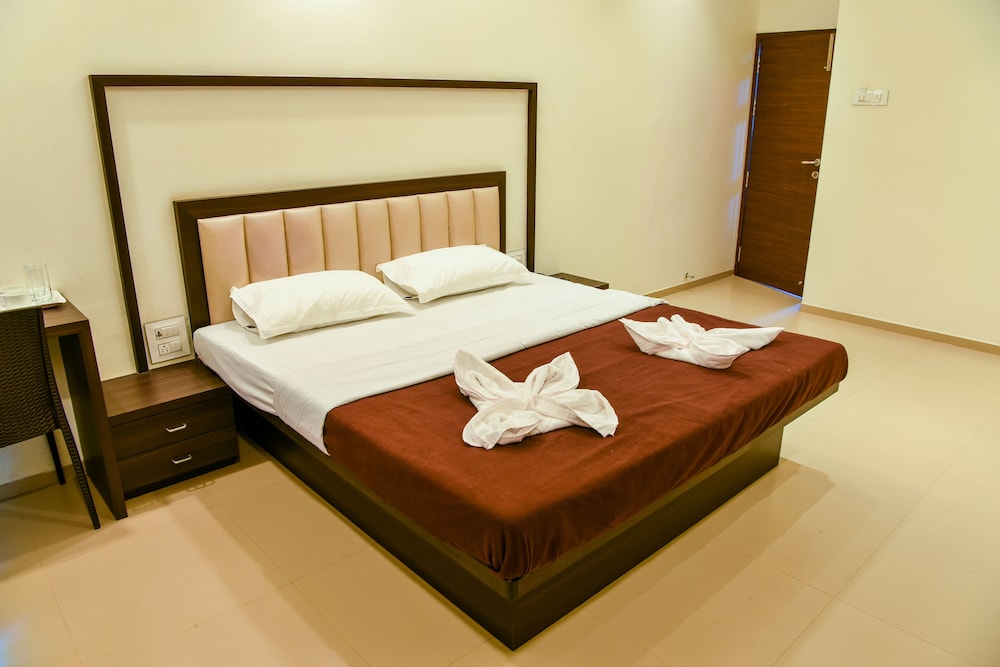 malvans aishwarya hotel