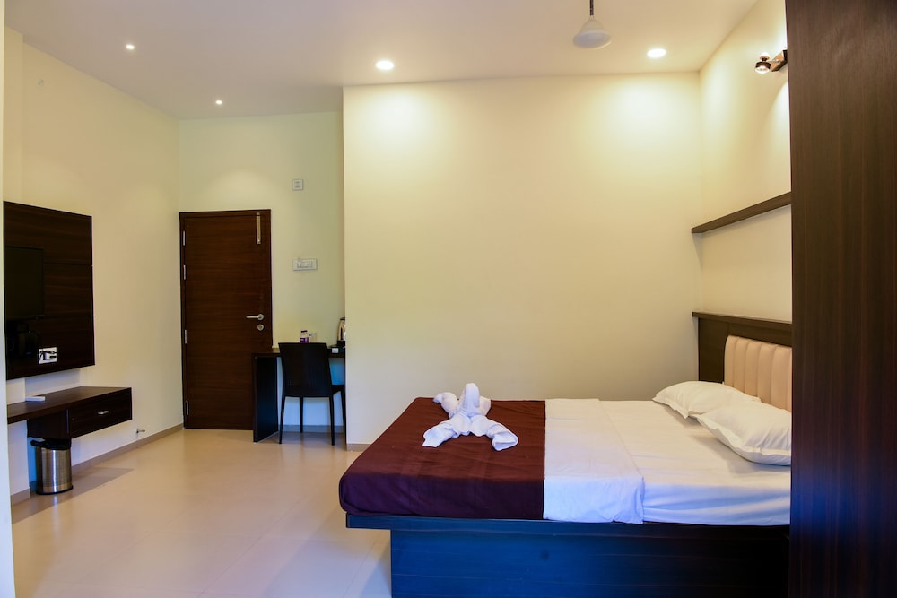 malvans aishwarya hotel