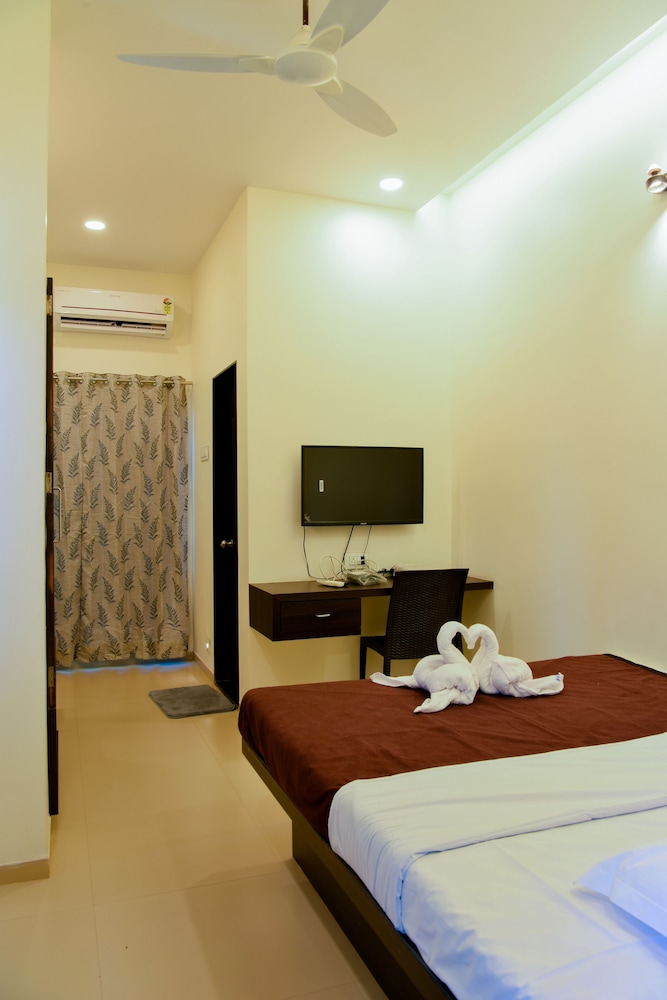 malvans aishwarya hotel