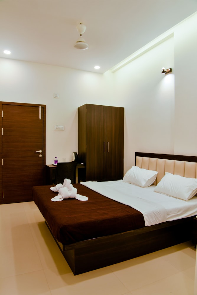 malvans aishwarya hotel