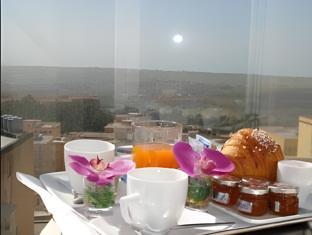 hotel exclusive