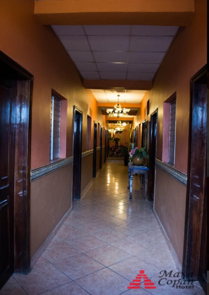 hotel maya copan