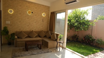 the sky imperial sethji ni wadi