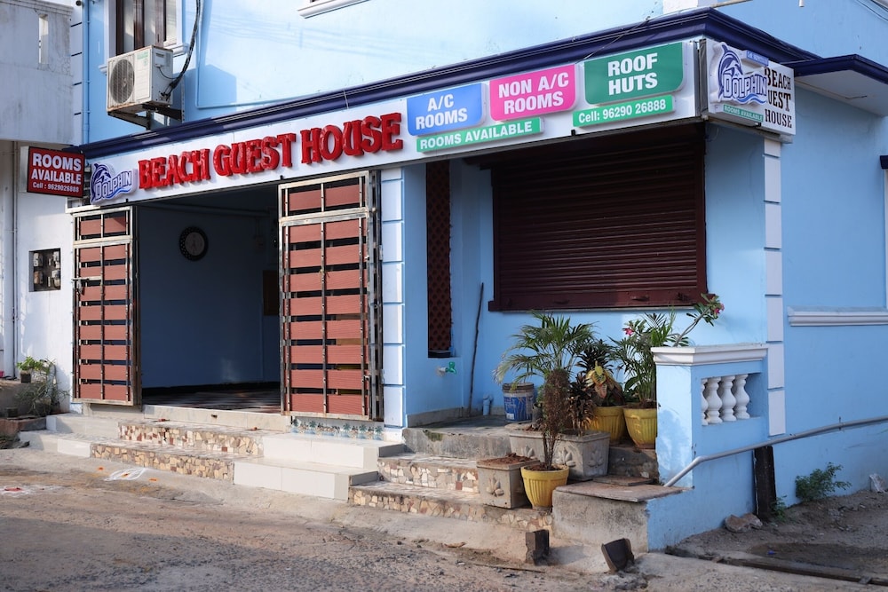 dolphin beach guest house