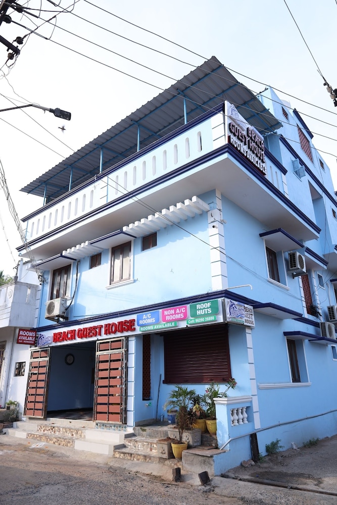 dolphin beach guest house