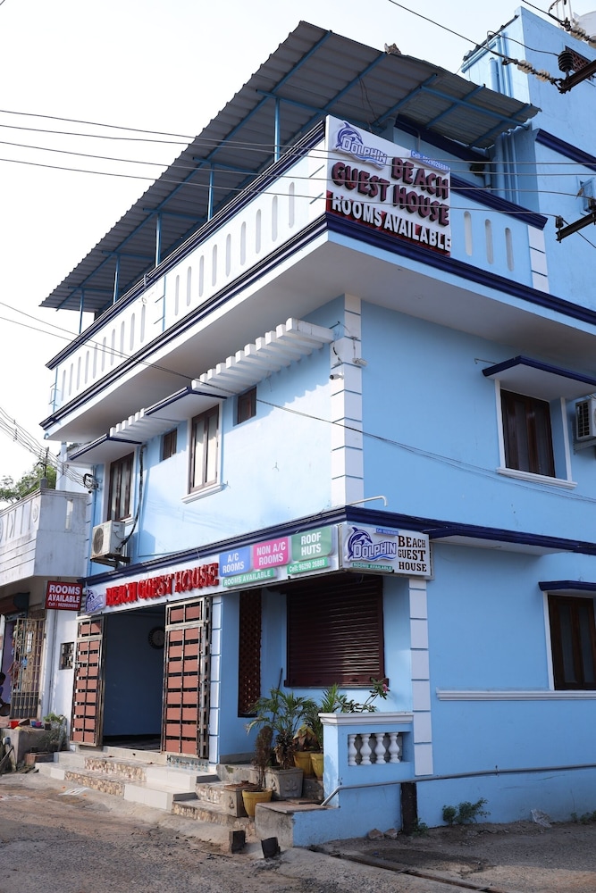 dolphin beach guest house