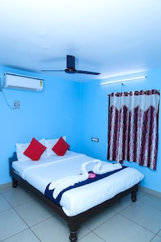 dolphin beach guest house