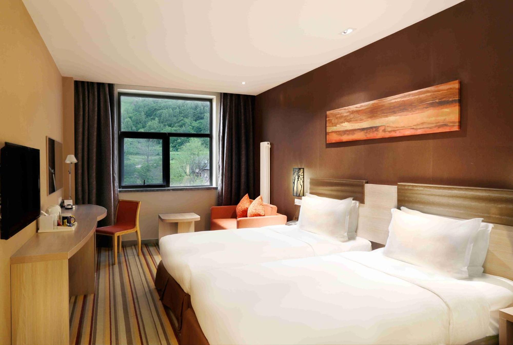holiday inn express changbaishan by ihg