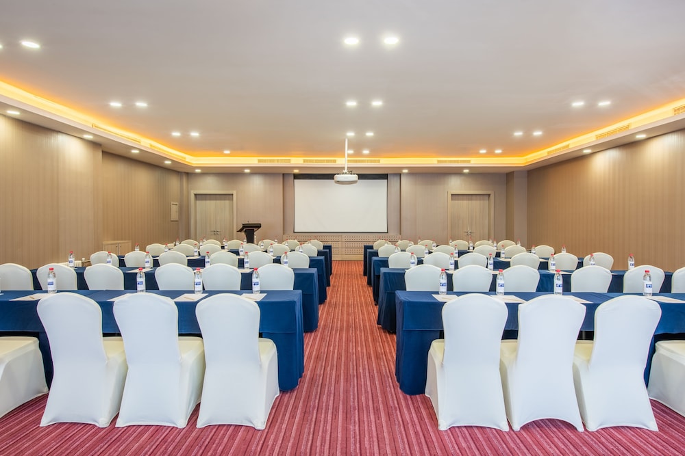 holiday inn express changbaishan by ihg