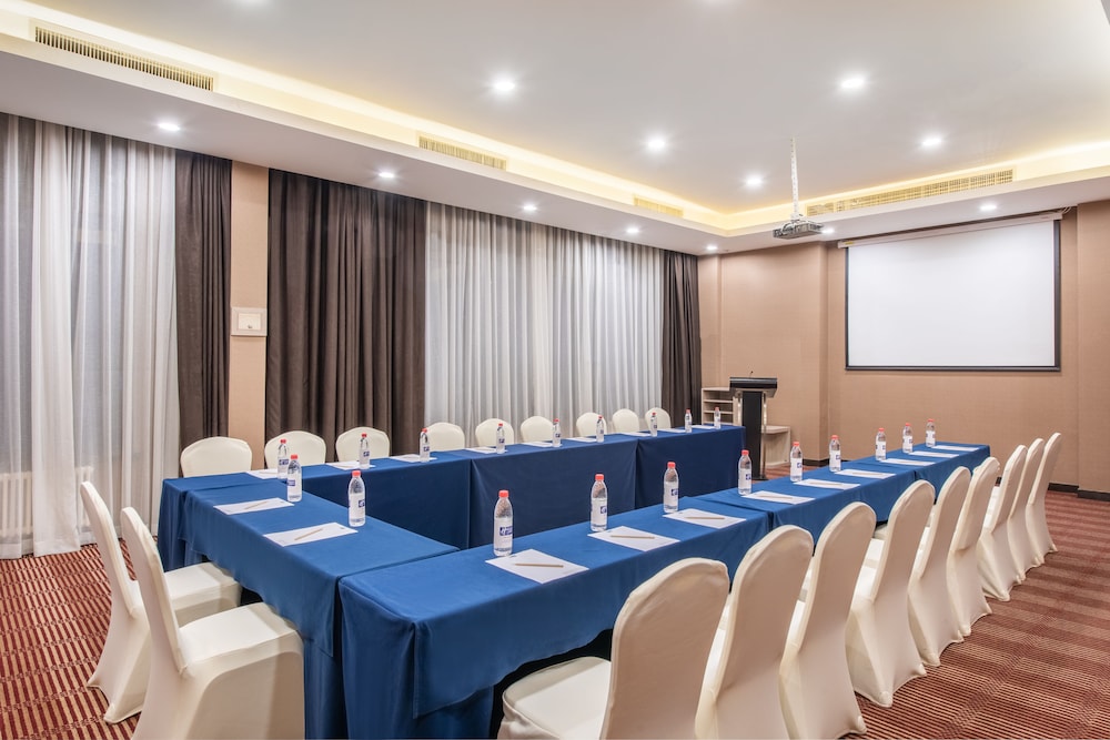 holiday inn express changbaishan by ihg