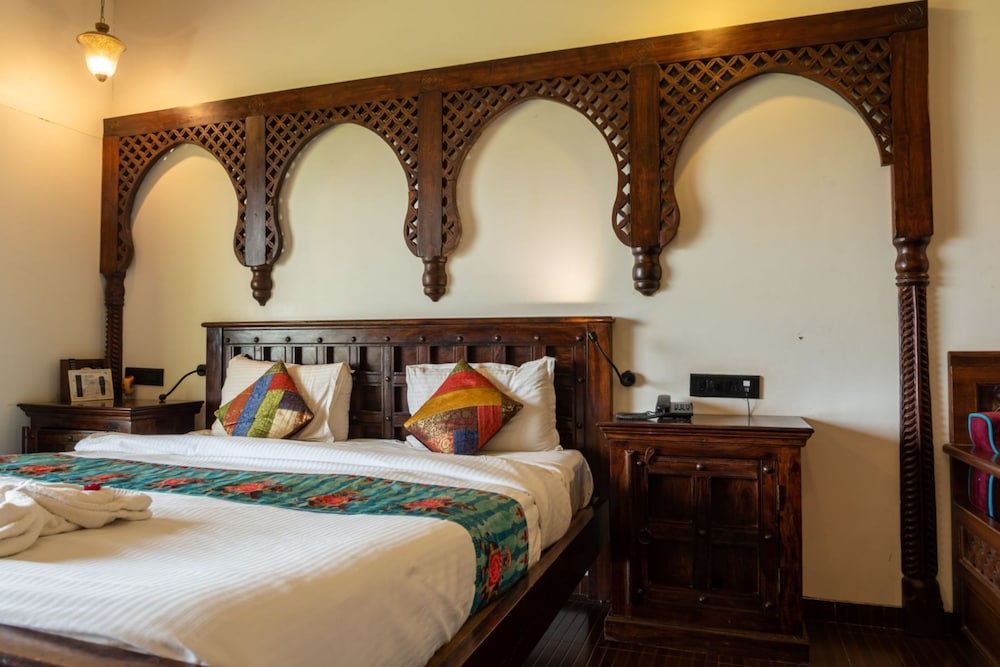 malhar machi mountain resorts