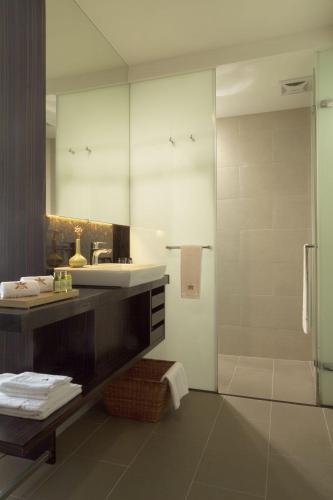 pacific business hotel