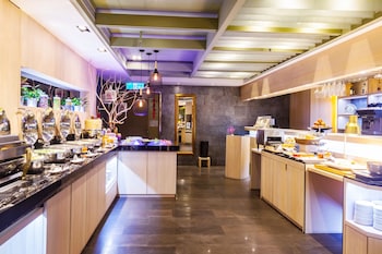 pacific business hotel