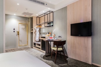 pacific business hotel