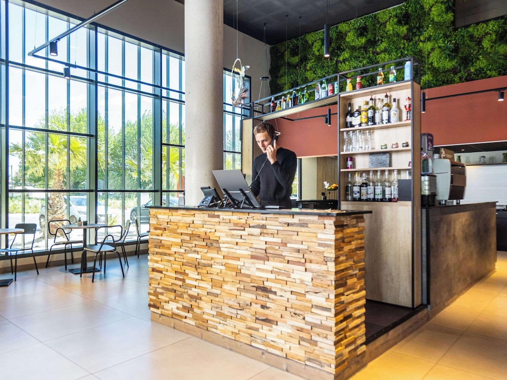 ibis marseille marignane technopole