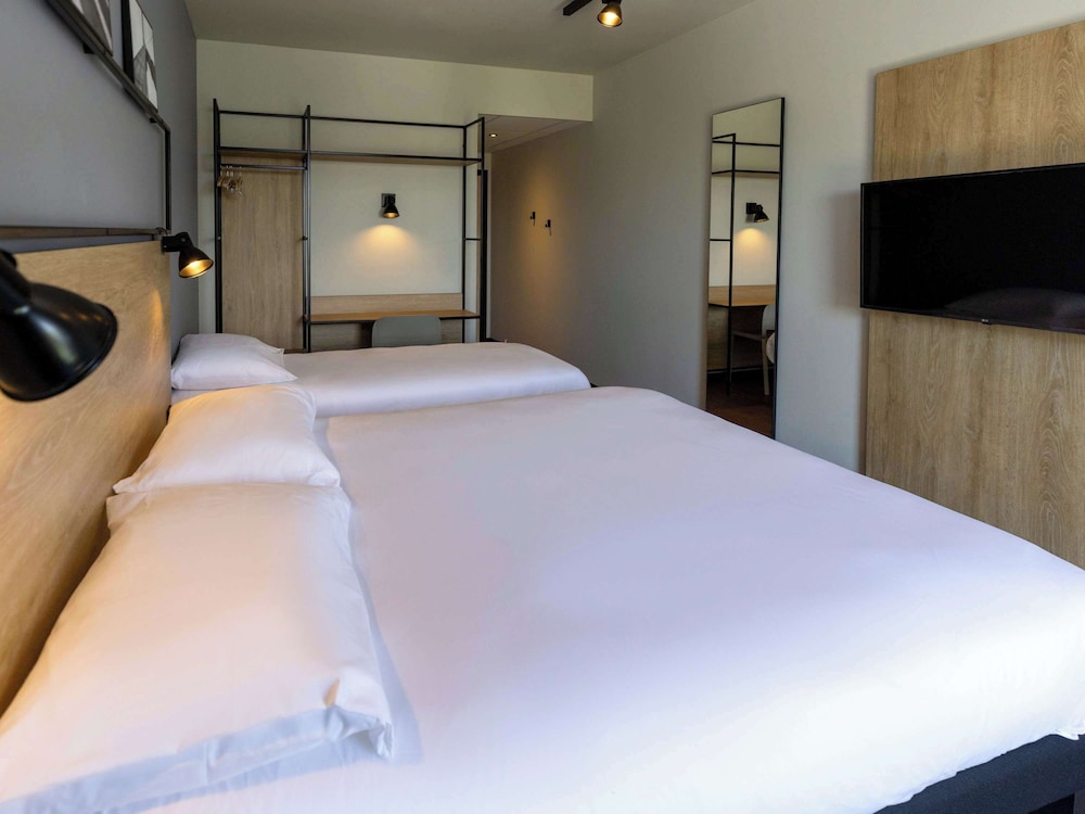 ibis marseille marignane technopole