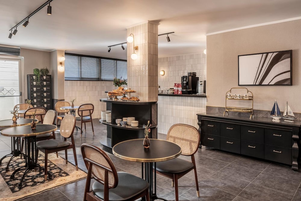 the new port hotel tel aviv