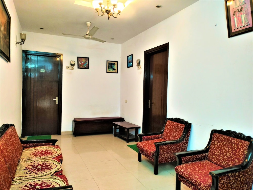 hotel white palace