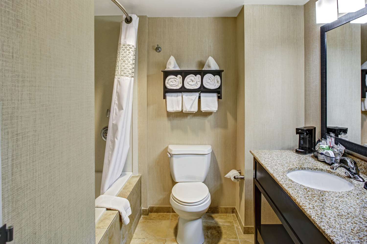 hampton inn thomson