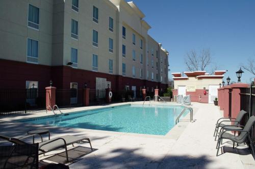 hampton inn thomson