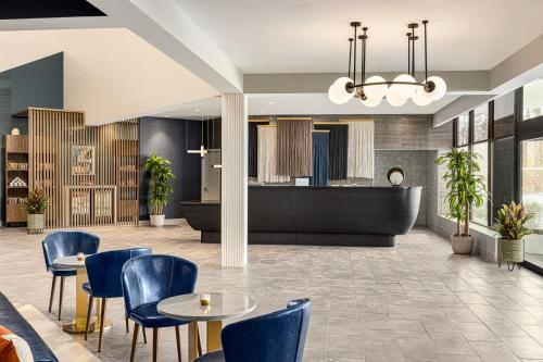 crowne plaza virginia beach town center by ihg