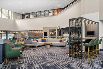 Crowne Plaza Virginia Beach Town Center By Ihg,Norfolk - Virginia Beach>>Greenwich,4 star