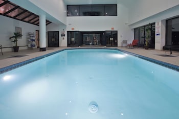 Crowne Plaza Virginia Beach Town Center By Ihg,Norfolk - Virginia Beach>>Greenwich,4 star