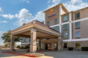 Comfort Suites Waco Near University Area,Tstc Waco Airport>>Mclennan County,3 star