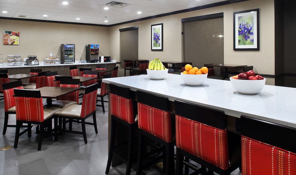 comfort suites waco near university area