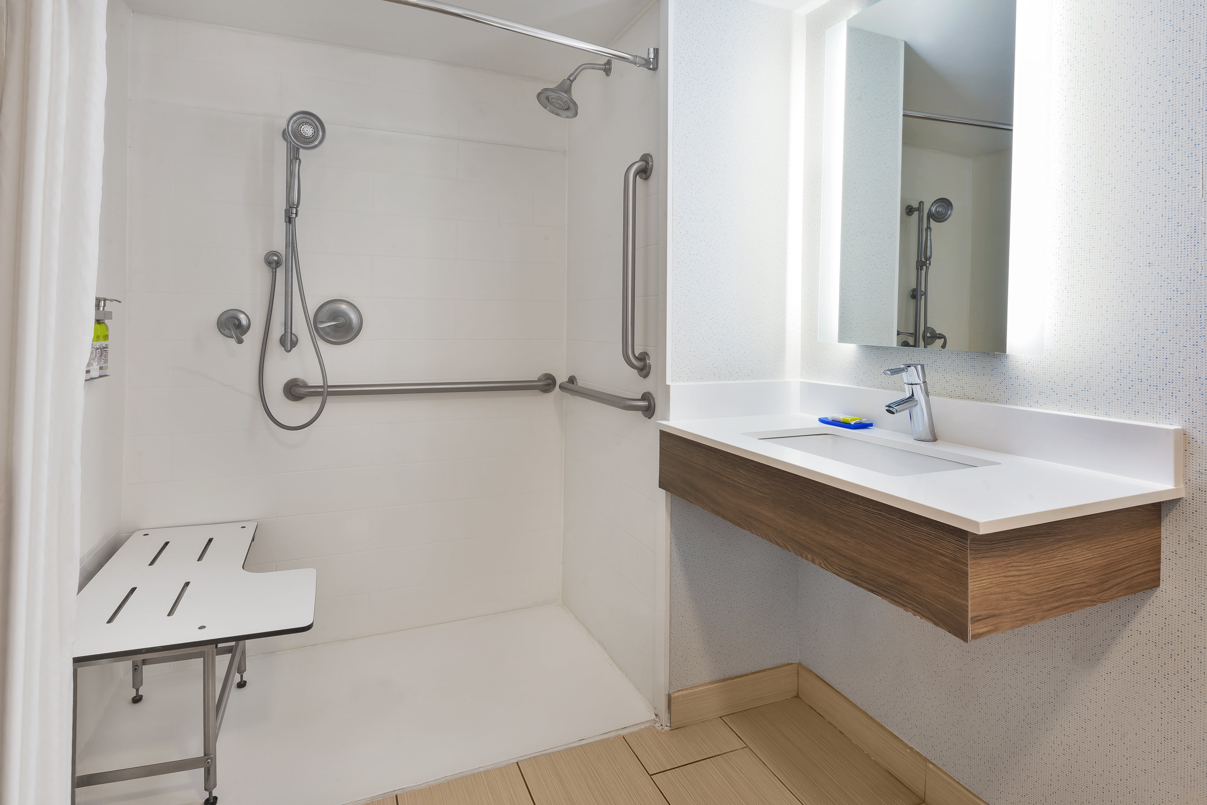 holiday inn express waldorf by ihg