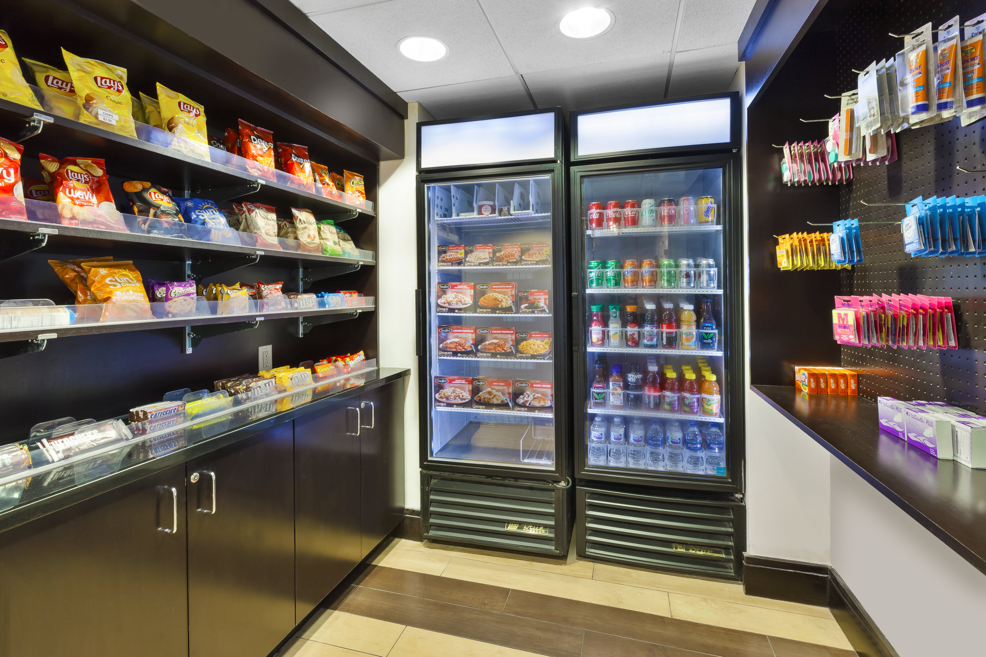 holiday inn express waldorf by ihg