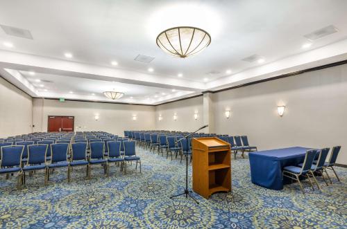 best western plus waynesboro inn and suites conference center