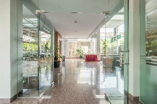 capital o 874 hotel nyland pasteur