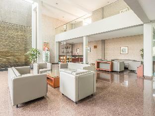 capital o 874 hotel nyland pasteur