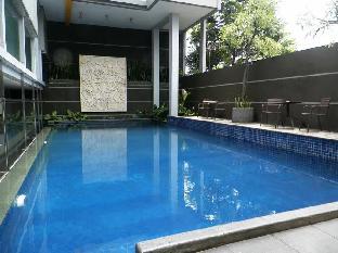 capital o 874 hotel nyland pasteur