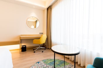 holiday inn lucknow airport an ihg hotel