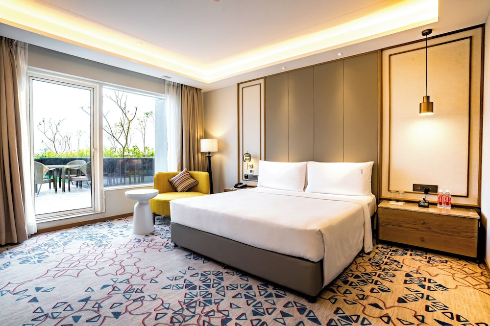 holiday inn lucknow airport an ihg hotel