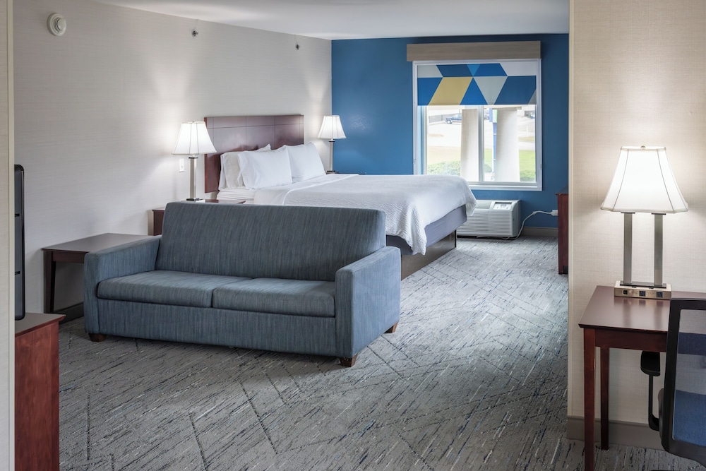 holiday inn express and suites wichita airport by ihg