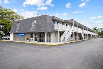 studio 6 wilmington nc