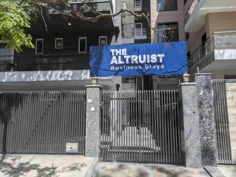 the altruist business stays dlf phase 3