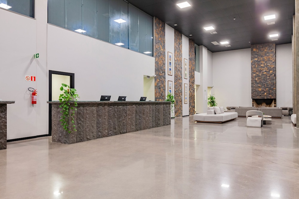 tri hotel antonio prado