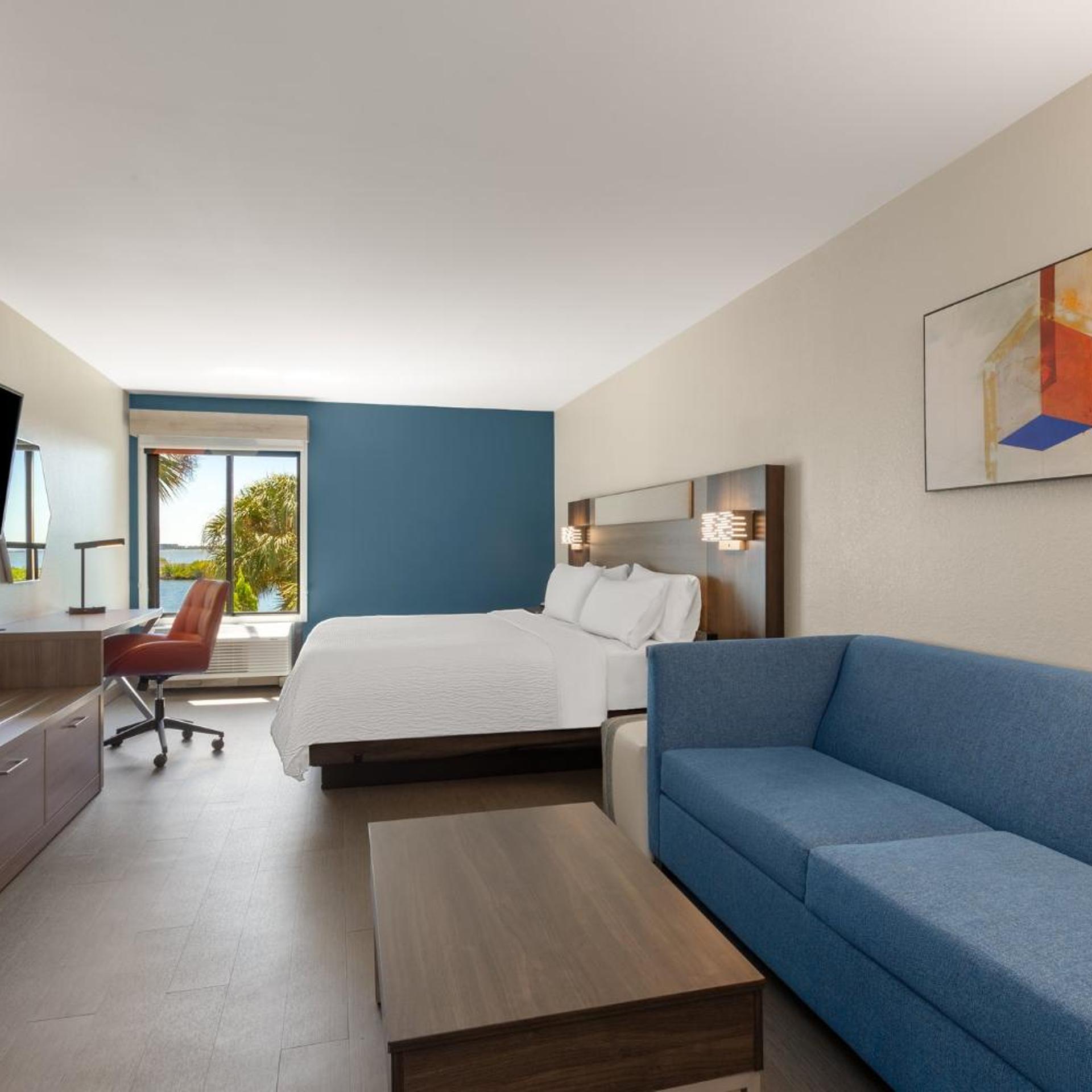 holiday inn express and suites tampa airport