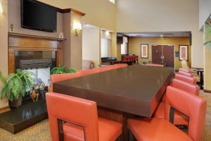 Homewood Suites By Hilton Tampa-Brandon,Dover>>Brandon,3 star