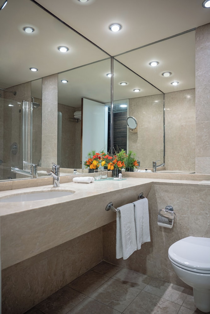 dan panorama tel aviv