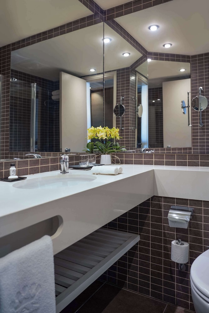 dan panorama tel aviv