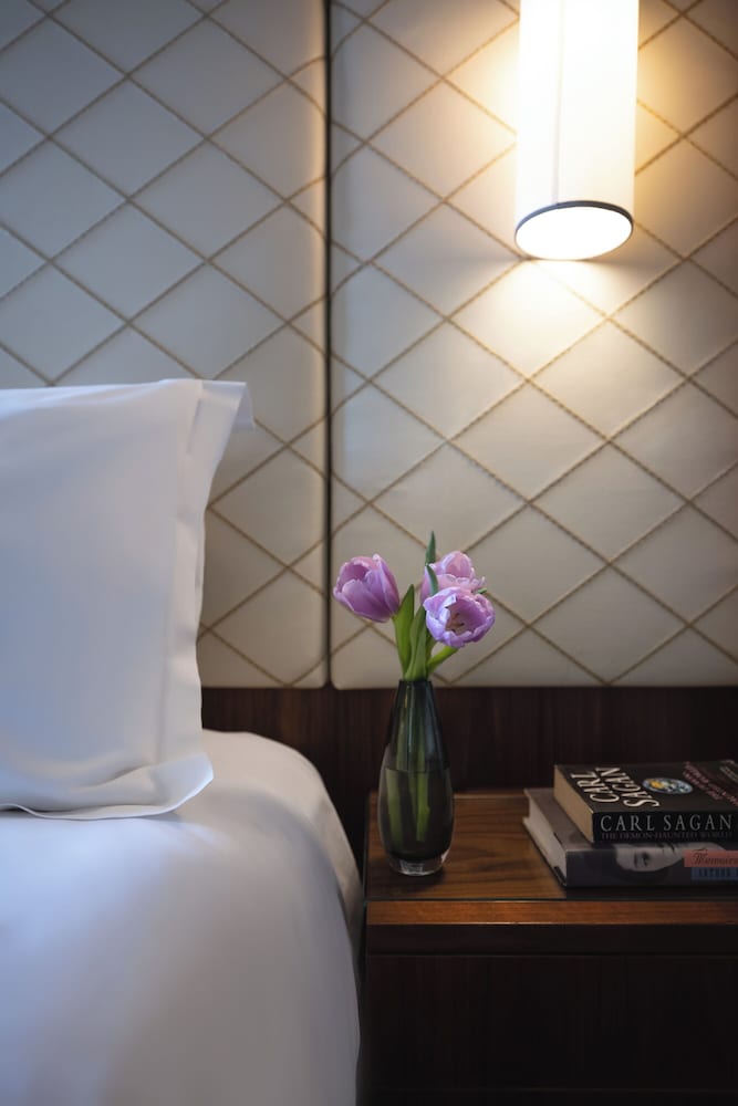 dan panorama tel aviv