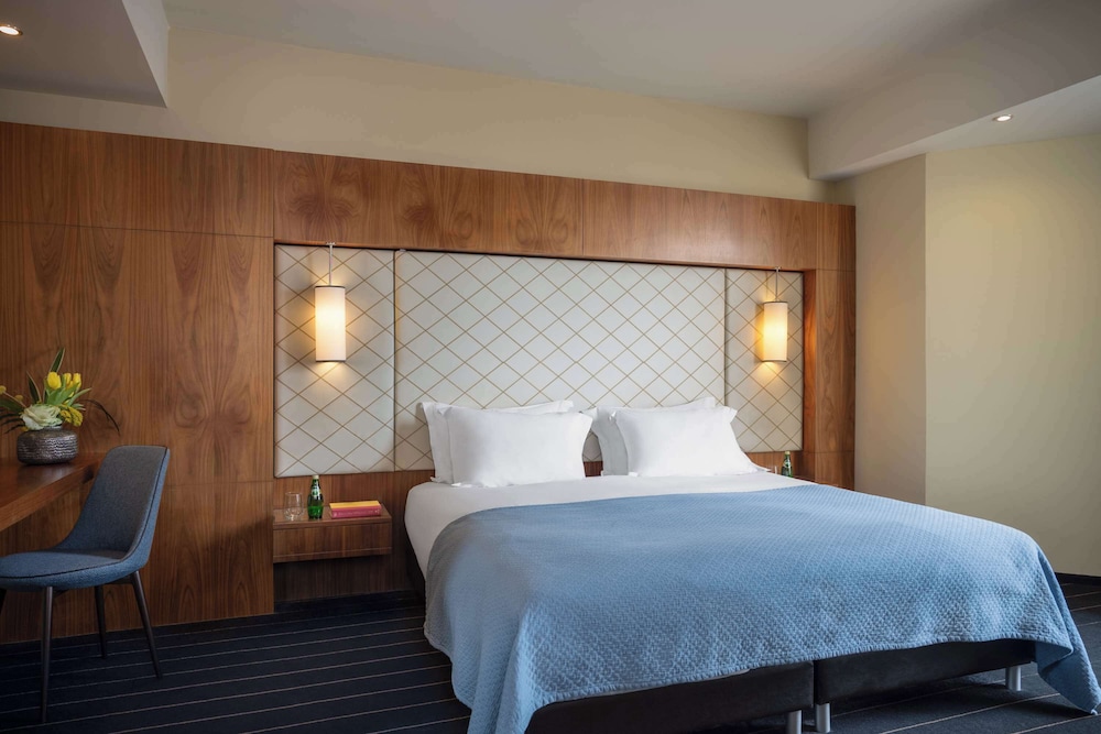 dan panorama tel aviv